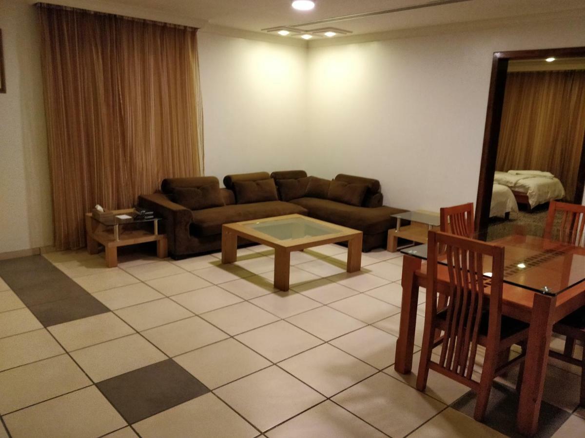 Tanal Serviced Apartments Al-Chubar Zewnętrze zdjęcie